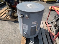 20 GALLON RICHMOND WATER HEATER. --(LOCATED IN COLTON, CA)--