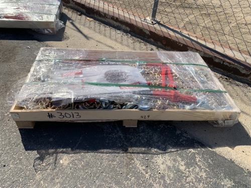 PALLET OF APPROX. (5) UNUSED RATCHETS BINDERS, APPROX. (5) UNUSED 20' CHAINS. --(LOCATED IN COLTON, CA)--