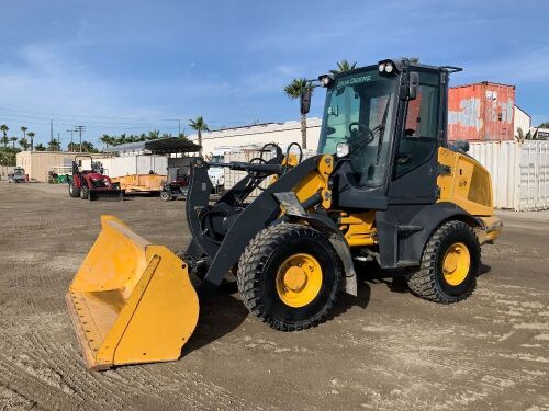 2020 JOHN DEERE 244L WHEEL LOADER, gp bucket, q/c, aux hydraulics, cab w/air, 405/70R18 tires. s/n:1LU244LXCZB060018