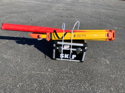 UNUSED SKLP SELF LEVELING ROTARY LASER --(LOCATED IN COLTON, CA)--