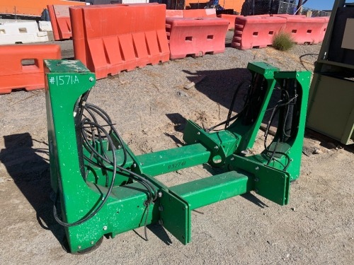 OUTRIGGERS, fits rough terrain scissorlift. --(LOCATED IN COLTON, CA)--