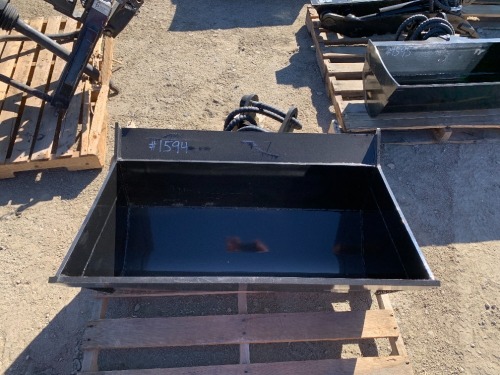 UNUSED GIYI 5T 34" HYDRAULIC TILT BUCKET. s/n:QXD5T241097 --(LOCATED IN COLTON, CA)--