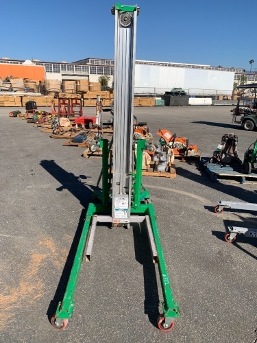 2018 GENIE SLC-24 MATERIAL LIFT, 24' lift. s/n:SLCP-80902 --(LOCATED IN COLTON, CA)--