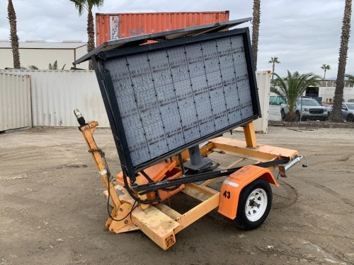 2012 SOLAR TECH SILENT MESSENGER MESSAGE BOARD, solar, portable. s/n:2000