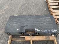 1993 ROBERTS 10-239 CARPET STRETCHER. --(LOCATED IN COLTON, CA)--