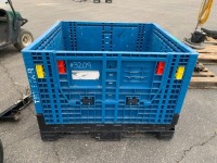 COLLAPSIBLE BULK CONTAINER. --(LOCATED IN COLTON, CA)--