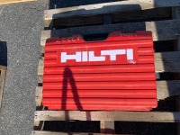 2018 HILTI TE800-AVR 25# DEMO HAMMER. s/n:59635 --(LOCATED IN COLTON, CA)--