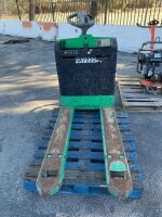 2017 YALE ELECTRIC PALLET JACK, 4,500#. s/n:A245N10217R --(LOCATED IN COLTON, CA)--