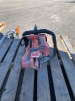 HILTI DSH600-22 CORDLESS CUT-OFF SAW. s/n:011830 --(LOCATED IN COLTON, CA)--