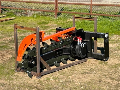 2024 GIYI YD380 TRENCHER ATTACHMENT, fits skidsteer. s/n:YDKGJ3802412108 --(LOCATED IN MADERA, CA)--