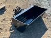 2024 GIYI HYDRAULIC TILT BUCKET, fits excavator. s/n:QXD3T241066 --(LOCATED IN MADERA, CA)-- - 2