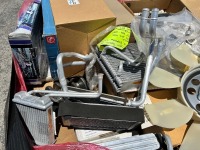 PALLET OF ASST. AUTOMOTIVE PARTS. --(LOCATED IN COLTON, CA)--