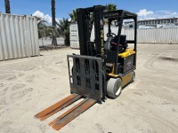 2012 YALE ERC060VGN48TQ092 FORKLIFT, 6,000#, 84" mast, 3-stage, 238" lift, sideshift, push-pull fork attachment, electric, canopy, solid tires. s/n:A968N06139K