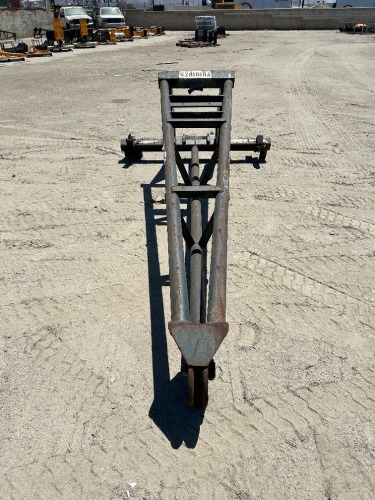 GRADALL 10' TRUSS BOOM, 2,000#. s/n:20052912 --(LOCATED IN COLTON, CA)--
