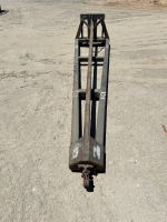 INGERSOLL RAND 10' TRUSS BOOM, 2,000# --(LOCATED IN COLTON, CA)--