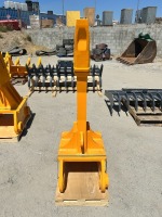 2026 TOFT 08ER RIPPER ATTACHMENT, fits Cat 320 excavator. s/n:TOFTERP264115 --(LOCATED IN COLTON, CA)--