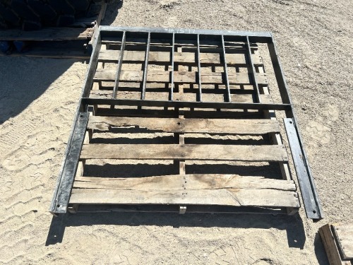 FORKLIFT CARRIAGE --(LOCATED IN COLTON, CA)--