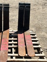 SET OF 5' FORKS --(LOCATED IN COLTON, CA)--