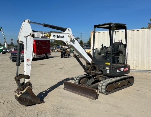 2019 BOBCAT E32I MINI HYDRAULIC EXCAVATOR, gp bucket, q/c, aux hydraulics, backfill blade, canopy, 1,197 hours indicated. s/n:B3Y113340
