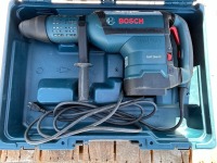 2022 BOSCH RH1255VC HAMMER DRILL, electric. s/n:132000150