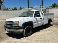 2004 CHEVROLET SILVERADO 2500HD UTILITY TRUCK, 6.6L diesel, automatic, 8' utility bed, ladder rack, tow package. s/n:1GBHC24214E270174