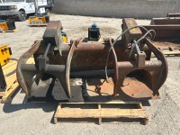 68" GRAPPLE BUCKET, fits skidsteer. --(LOCATED IN COLTON, CA)--