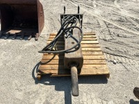 UB HYDRAULIC BREAKER ATTACHMENT, fits backhoe. s/n:30000L141 --(LOCATED IN COLTON, CA)--
