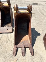 CATERPILLAR 315C 24" GP BUCKET, fits excavator. s/n:84EX00128 --(LOCATED IN COLTON, CA)--