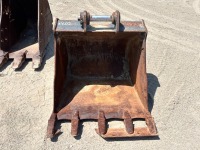 CATERPILLAR 36" GP BUCKET, fits excavator. s/n:A4185BK20478 --(LOCATED IN COLTON, CA)--