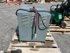 HOBART 600B1-12 24V INDUSTRIAL BATTERY CHARGER. s/n:298CS39641 --(LOCATED IN COLTON, CA)-- - 4