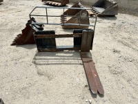 FORK CARRIAGE. --(LOCATED IN COLTON, CA)--