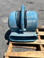 DRI-EAZ SAHARA F350 HEAVY DUTY AIR MOVER. s/n:7787 --(LOCATED IN COLTON, CA)--
