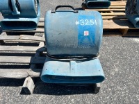 HEAVY DUTY AIR MOVER. --(LOCATED IN COLTON, CA)--