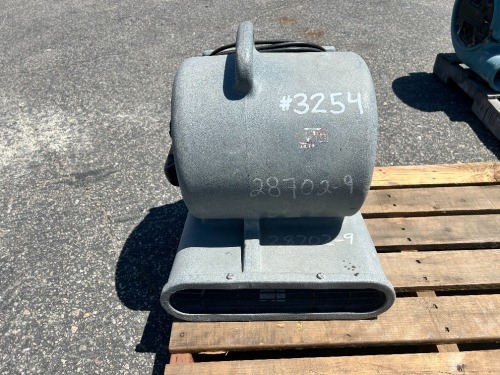 VIKING EQUIPMENT WINDSTORM 2200 HEAVY DUTY AIR MOVER. s/n:01004028702 --(LOCATED IN COLTON, CA)--