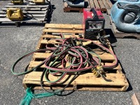 LINCOLN PRO MIG 140 WELDER, electric. s/n:M3090102194 --(LOCATED IN COLTON, CA)--