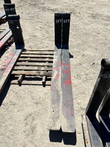 SET OF JLG 6' FORKS, fits reach forklift. --(LOCATED IN COLTON, CA)--