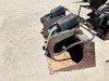 CATERPILLAR 74" GRAPPLE BUCKET, fits skidsteer. --(LOCATED IN COLTON, CA)-- - 2