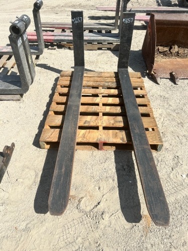SET OF 6' FORKS, fits forklift --(LOCATED IN COLTON, CA)--