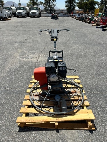 2020 HUSQVARNA CT36-8A-V CONCRETE POWER TROWEL. --(LOCATED IN COLTON, CA)--
