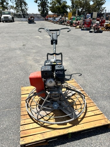 2020 HUSQVARNA CT36-8A-V CONCRETE POWER TROWEL. --(LOCATED IN COLTON, CA)--