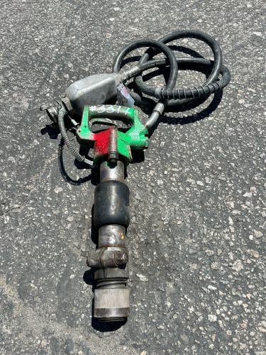 2017 APT M263 15# AIR HAMMER. s/n:30007607 --(LOCATED IN COLTON, CA)--