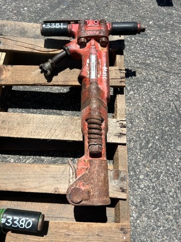 2020 TAMCO TOKUPB60-1-1/8S 60# AIR HAMMER. s/n:2020-E035 --(LOCATED IN COLTON, CA)--