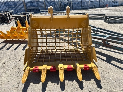 2025 TOFT CAT 320 54" HEAVY DUTY ROCK BUCKET, fits Cat 320 excavator. s/n:TOFT25082812 --(LOCATED IN COLTON, CA)--