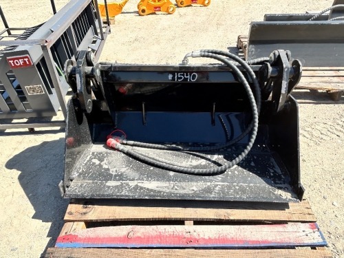 2026 38" 4-IN-1 BUCKET, fits skidsteer. --(LOCATED IN COLTON, CA)--