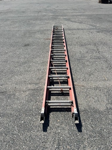 WERNER 32' EXTENSION LADDER --(LOCATED IN COLTON, CA)--