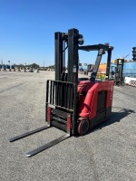 2018 RAYMOND 425-C40TT ORDER PICKER, 4,000#, 91" mast, 3-stage, 203" lift, electric. s/n:425-18-58130 --(LOCATED IN COLTON, CA)--
