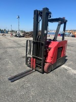 2018 RAYMOND 425-C40TT ORDER PICKER, 4,000#, 91" mast, 3-stage, 203" lift, electric. s/n:425-18-58116 --(LOCATED IN COLTON, CA)--