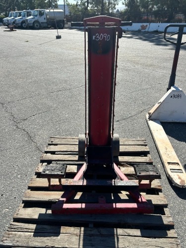 HEIN-WERNER PNEUMATIC BUMPER JACK --(LOCATED IN COLTON, CA)--