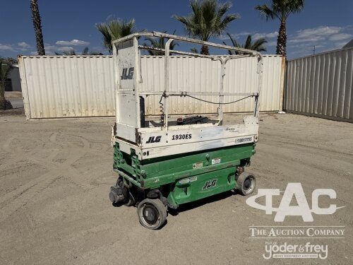 2018 JLG 1930ES SCISSORLIFT, electric, 19' lift, extendable platform, 317 hours indicated. s/n:M200019361 --(DOES NOT RUN)-- --(LOCATED IN COLTON, CA)--