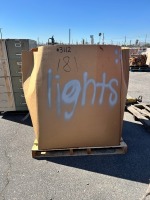 PALLET OF BARRICADE WARNING LIGHTS --(LOCATED IN COLTON, CA)--